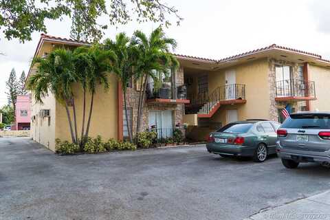 4Th, MIAMI, FL 33135