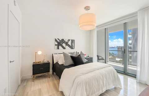 Brickell, MIAMI, FL 33131