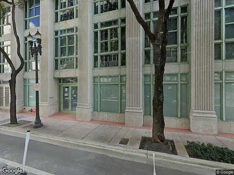 Flagler, MIAMI, FL 33131