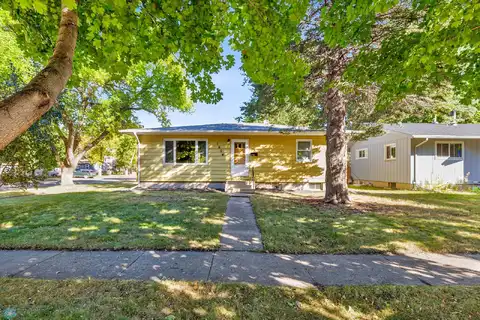 19Th Street, Moorhead, MN 56560