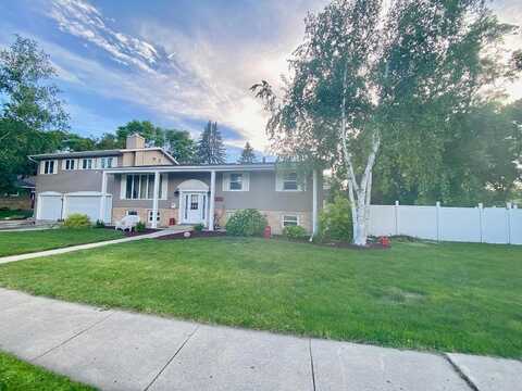 11Th Street, Willmar, MN 56201