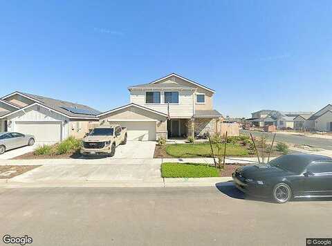 W Annika Dr, Hanford, CA 93230