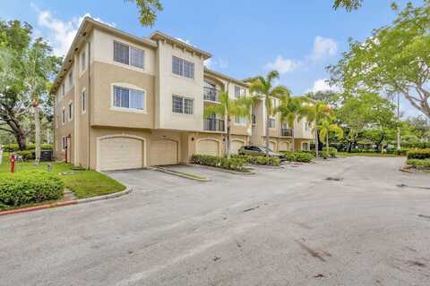 S Crestwood Court S, Royal Palm Beach, FL 33411