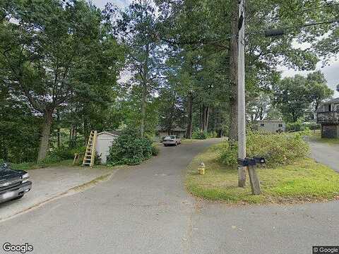 Oak Road, Middleton, MA 01949