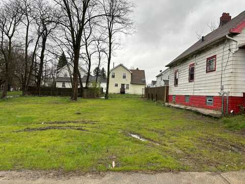 Way, CLEVELAND, OH 44105