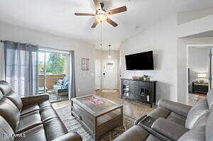 E Southern Avenue 2037, Mesa, AZ 85209