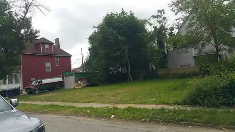 Hull, CLEVELAND, OH 44106