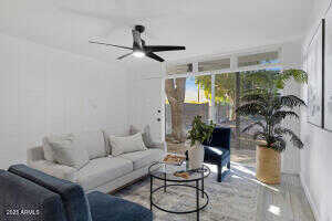 E Bethany Home Road 15, Phoenix, AZ 85014