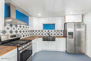 S Barkley --, Mesa, AZ 85204