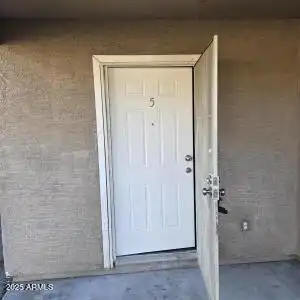 E Mountain View Road 5, Phoenix, AZ 85020