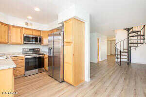 E Desert Cove Avenue 32, Phoenix, AZ 85020