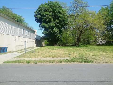 70Th, CLEVELAND, OH 44103