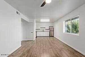 E Cambridge Avenue 205, Phoenix, AZ 85006