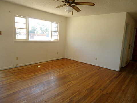 5Th, TAHOKA, TX 79373