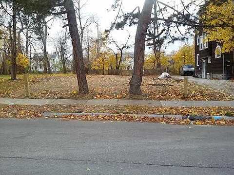 Wadena, CLEVELAND, OH 44112