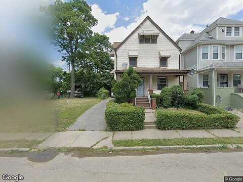 Penrose Ave (672-14-170), East Cleveland, OH 44112