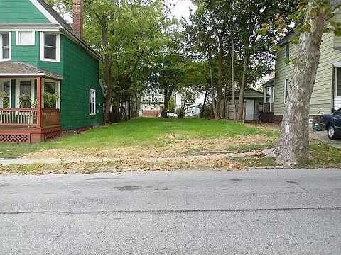 Woodlawn, CLEVELAND, OH 44112