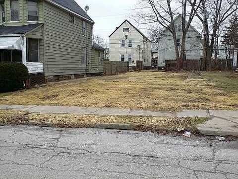 Woodlawn, CLEVELAND, OH 44112