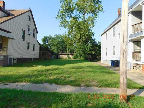 Woodlawn, CLEVELAND, OH 44112