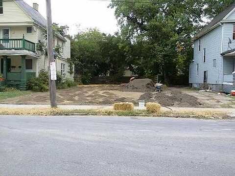 79Th, CLEVELAND, OH 44103