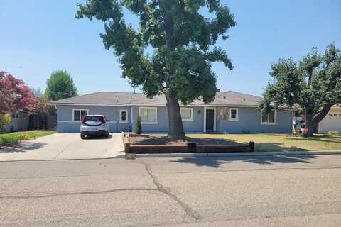 17Th, KINGSBURG, CA 93631