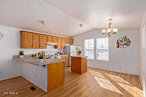 E Allred Avenue R82, Mesa, AZ 85204