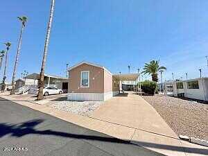 S Recker Road 136, Mesa, AZ 85206