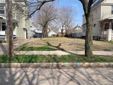 88Th, CLEVELAND, OH 44102