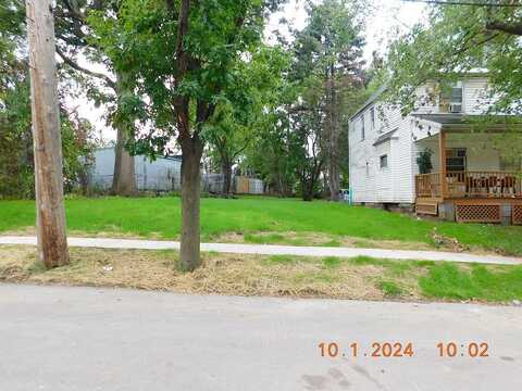 94Th, CLEVELAND, OH 44102
