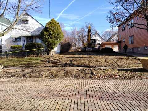 117Th, CLEVELAND, OH 44105