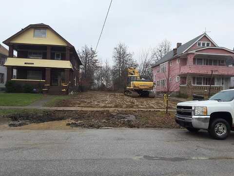147Th, CLEVELAND, OH 44120