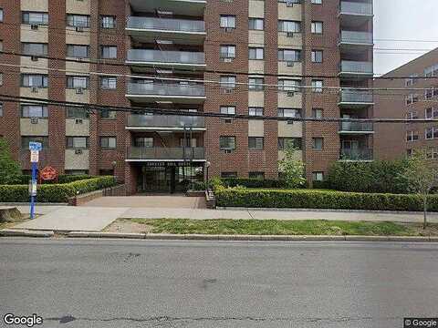 Westchester Unit 5M, PORT CHESTER, NY 10573