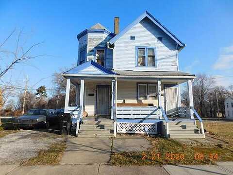 White, CLEVELAND, OH 44103