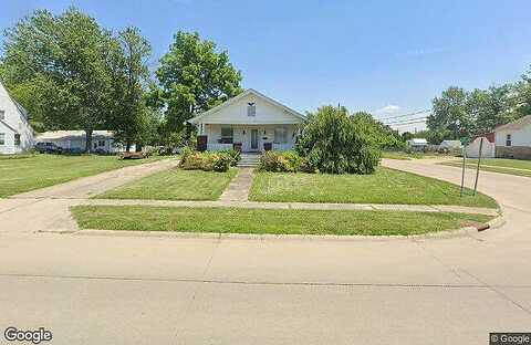 1St, FAIRFIELD, IL 62837