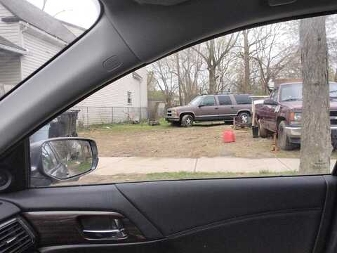 Ovington, CLEVELAND, OH 44127