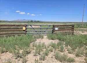 Acres W Mustang Road -, Huachuca City, AZ 85616