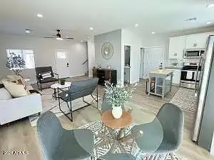 E Roma Avenue 18, Phoenix, AZ 85014