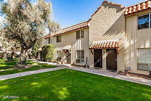 N Central Avenue 32, Phoenix, AZ 85020