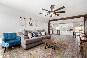 11Th, PHOENIX, AZ 85020
