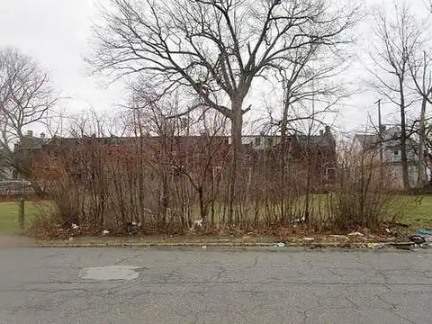 Brightwood Ave, East Cleveland, OH 44112
