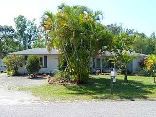 Woodside Ave, Naples, FL 34112