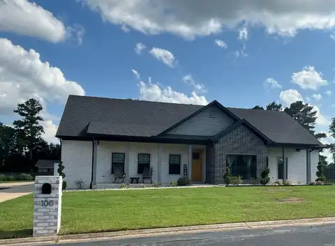 100 West End Street, Beebe, AR 72012