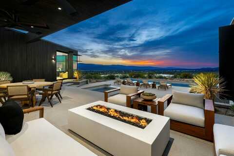 2085 Desert Flower Court, Palm Springs, CA 92262