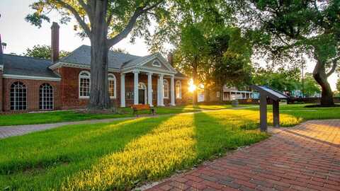 Patriots Way, GLOUCESTER, VA 23061