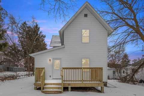 510 E GILSON ST, EDMORE, MI 48829