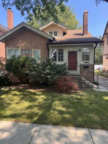 1032 Beaconsfield Avenue, Grosse Pointe, MI 48230