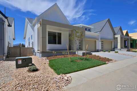 729 Kubat Ln, Longmont, CO 80503