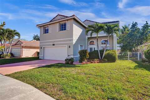 417 SW 195th Ave, Pembroke Pines, FL 33029