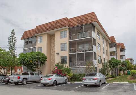 4176 Inverrary Dr, Lauderhill, FL 33319