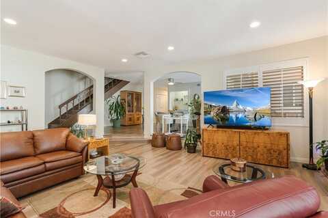 5401 Zelzah Avenue, Encino, CA 91316